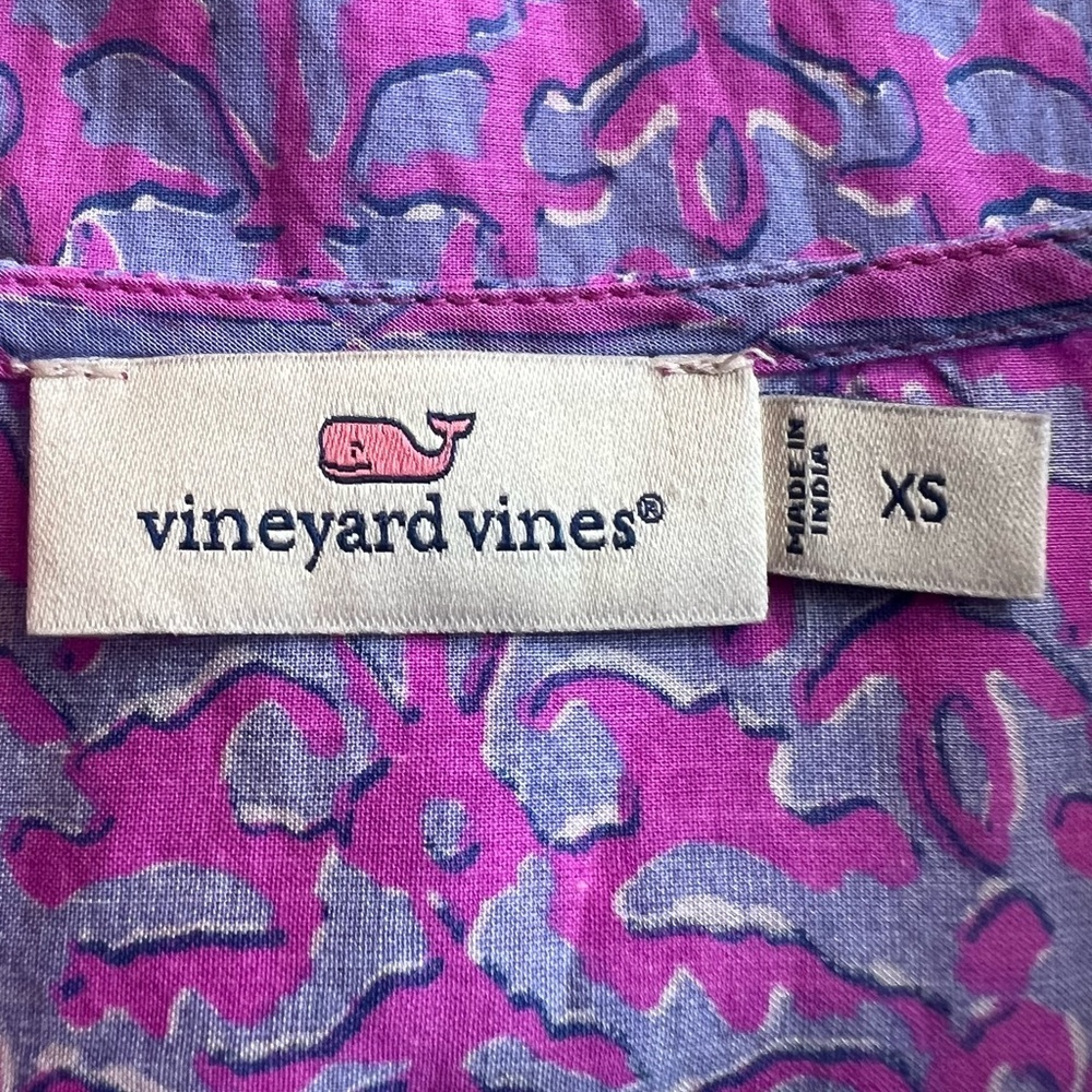 Vineyard Vine Anegada Block Print Ruffled Top, Notched Neck XS in Blue/pink - Picture 8 of 9